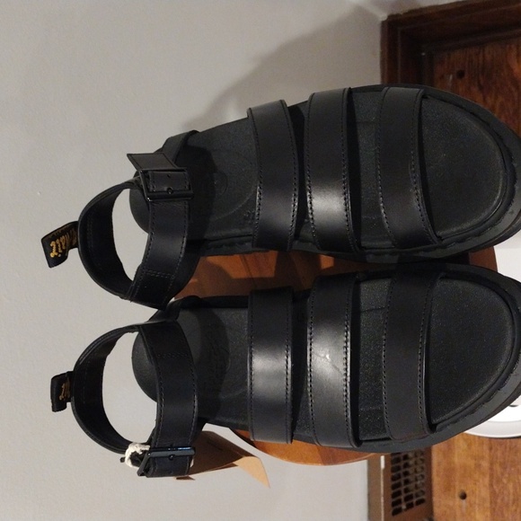 Sold!! Doc Martens Leather Sandals Size Women 10 Men 8- Blaire Gladiator NWT - Picture 3 of 15